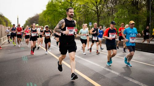 Foto offerta MEZZA MARATONA DI BERLINO | 21K, immagini dell'offerta MEZZA MARATONA DI BERLINO | 21K di Ovunque viaggi.